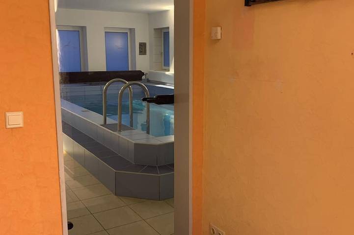 Ferienhaus für 6 Personen, mit Whirlpool und Sauna in Güstrow