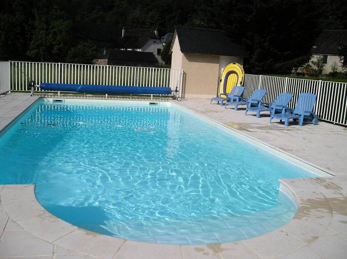 Gîte pour 2 personnes, avec piscine à Monceaux-sur-Dordogne