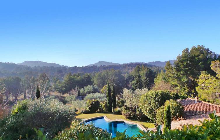 Location de vacances pour 12 personnes, avec terrasse à Les Baux-de-Provence - 2