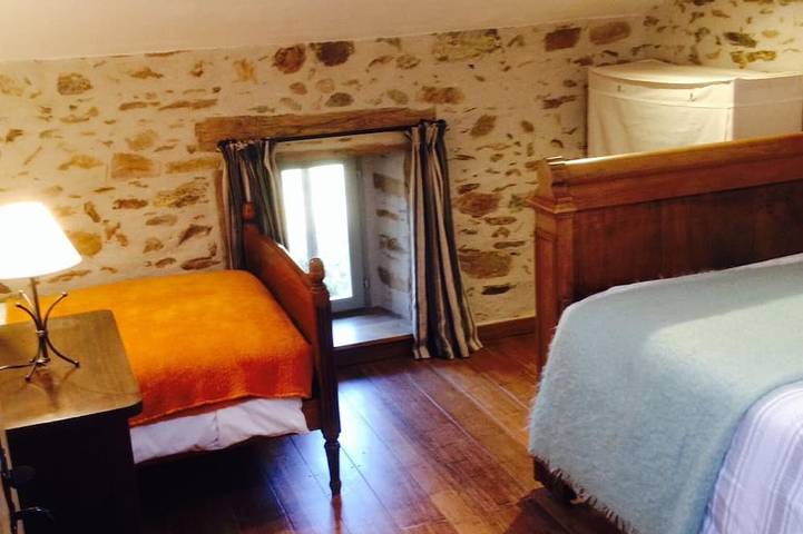 Gîte pour 4 personnes, avec piscine et jardin à Bussière-Poitevine - 4