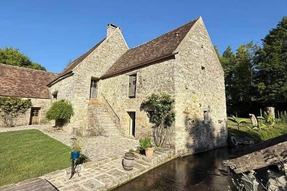 Une escapade au Moulin in Cély, Parc naturel régional du Gâtinais français