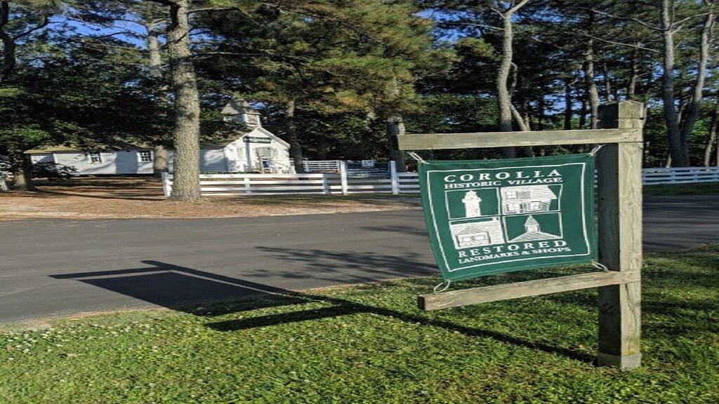 Discounted! May 31-June 7th - Semi sound front, close to beach in Corolla, Currituck County