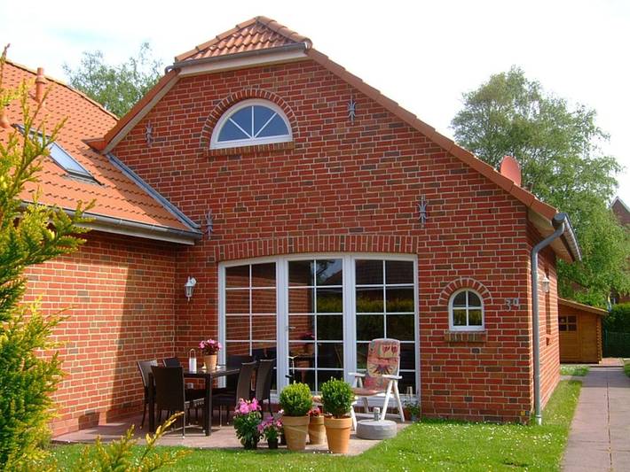 Ferienhaus für 6 Personen, mit Terrasse und Garten sowie Sauna in Norden-Norddeich