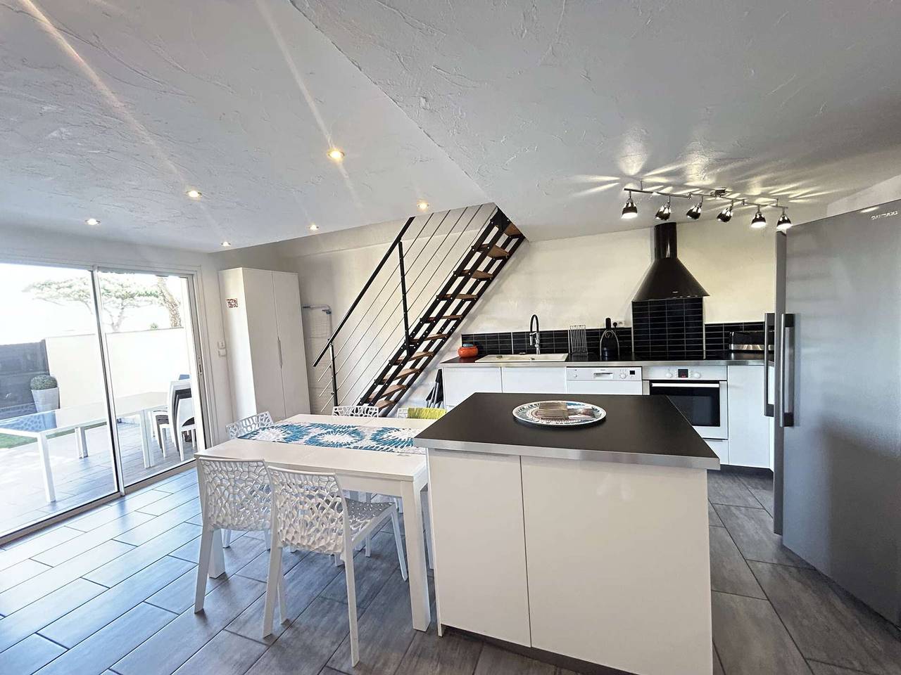 Villa Méditerranéenne 5 pièces, 8 pers, Terrasse, Jardin, Parking in La Nartelle, Sainte-Maxime