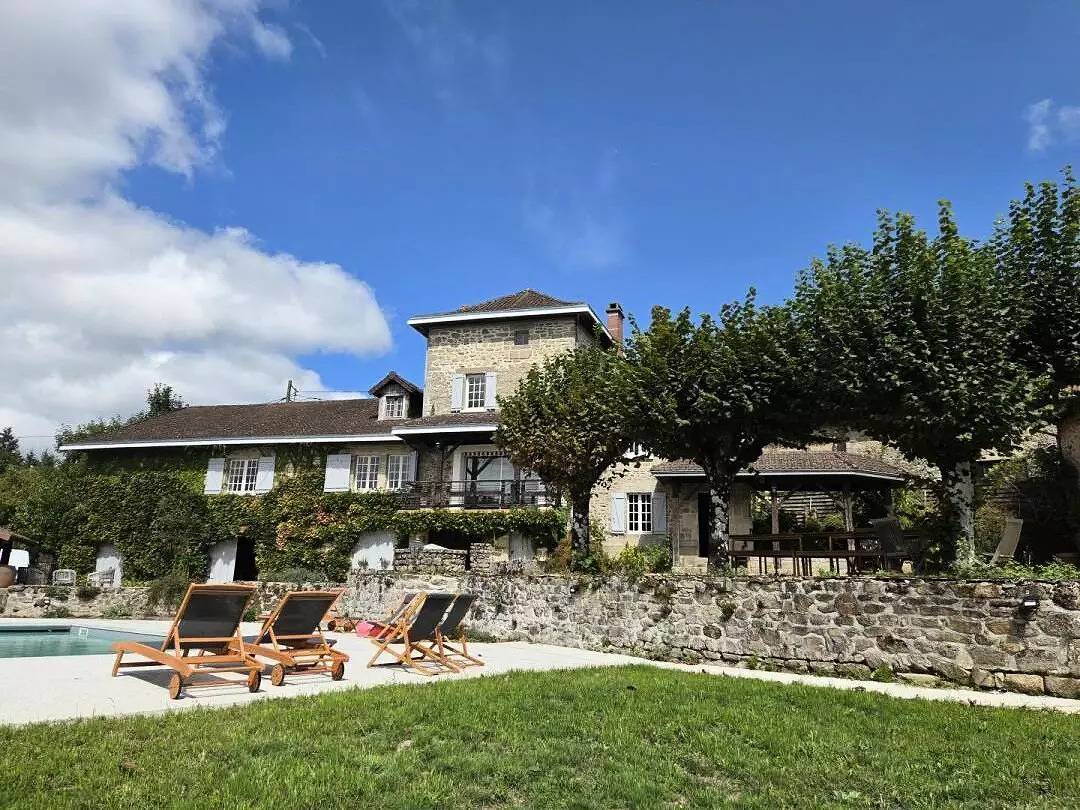 Gîte de France 14 personnes in Ambazac, Région de Limoges