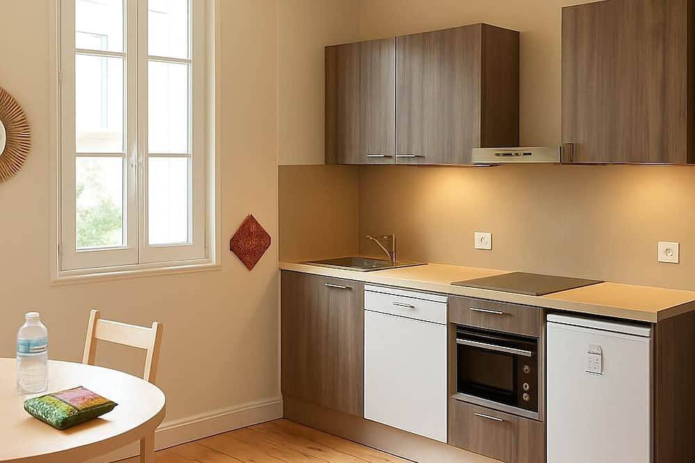 Appartement entier, Studio de L'Octroi - 3 étoiles in Chartres, Région de Chartres