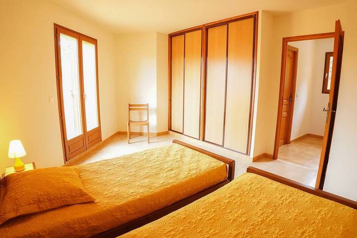 Gîte pour 8 personnes, avec balcon et piscine à Taglio-Isolaccio - 3