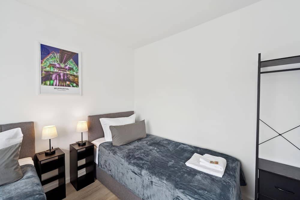Entire apartment, Beautiful City Apartment Wuppertal in Wuppertal, Bergisch region
