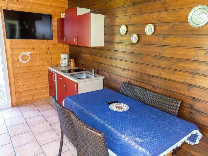 Bungalow für 2 Personen, mit Terrasse und Garten am Ossiacher See