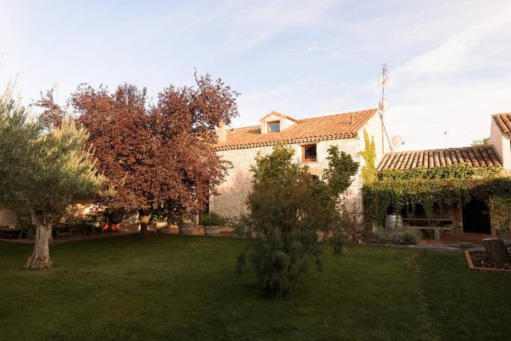 Casa rural para 8 personas, con jardín y vistas en Tierra de Pinares - 2
