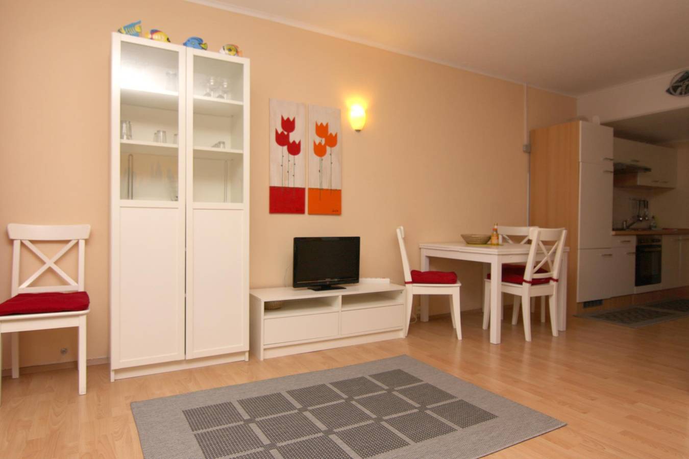 Geheel appartement, Vakantieappartement voor 4 personen met balkon in Holm, Schönberg