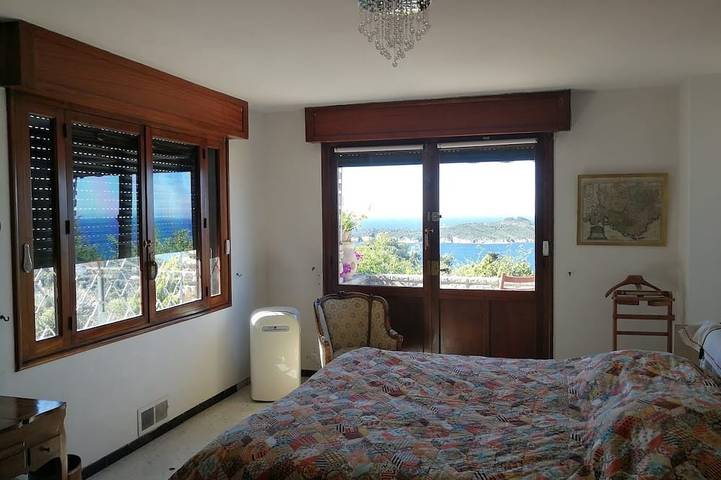 Location de vacances pour 8 personnes dans Plage Du Pradeau - 2