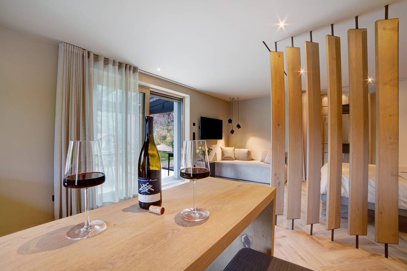 Studio Appartement "Casa Sonngart" met Uitzicht op de Bergen, Privé Zwembad & Wi-Fi, foto 15