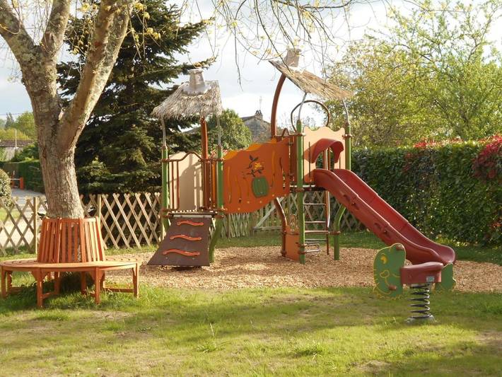 Location de vacances pour 6 personnes, avec piscine, animaux acceptés à Saint-Antoine-de-Breuilh - 3