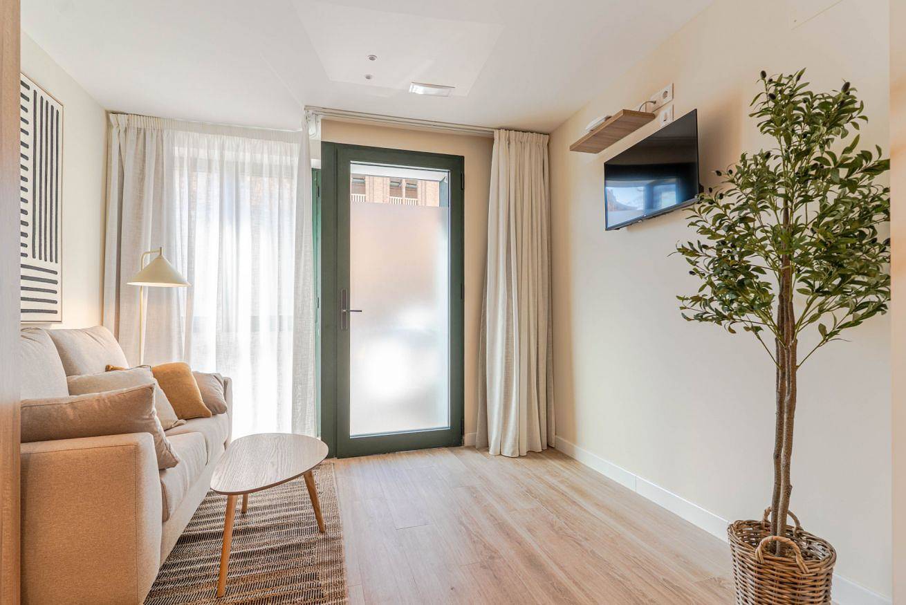 Alhambra Apartment. Modern, bright, and ideally located., foto 15