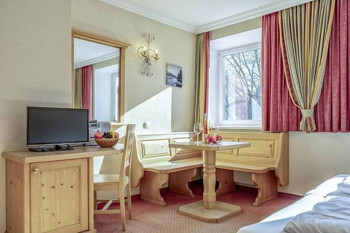 Hütte für 10 Personen, mit Terrasse und Garten in Fieberbrunn - 2