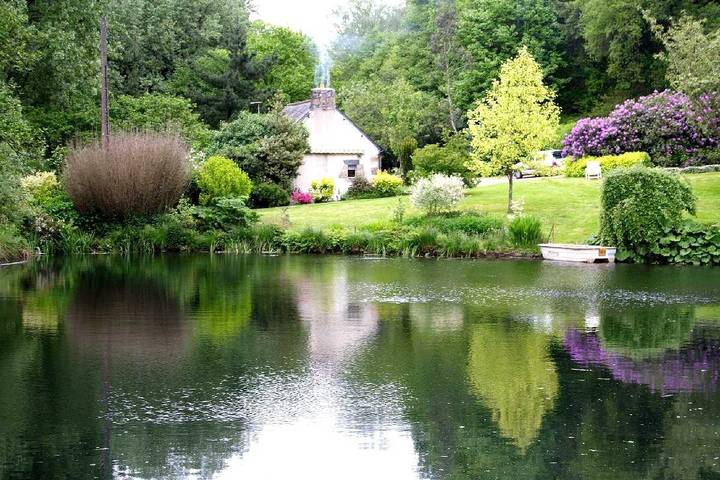 Gîte pour 4 personnes, avec Terrasse et Jardin à Canihuel