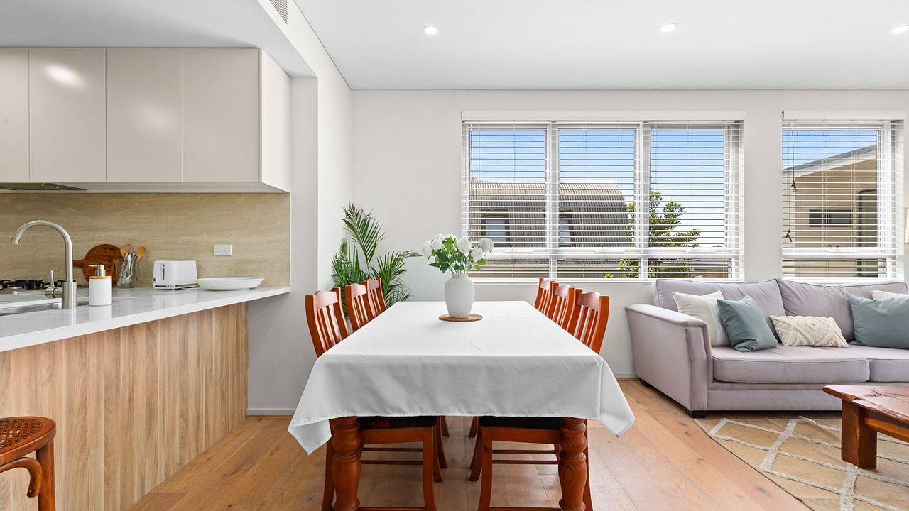 Entire holiday apartment, Ferienwohnung mit Schlafzimmer in Newport in Sydney, New South Wales