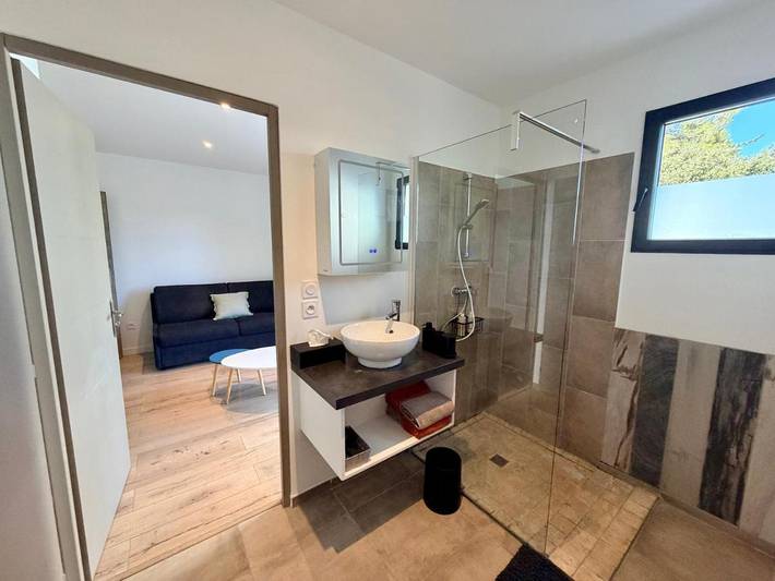 Chambre d’hôte pour 4 personnes, avec jacuzzi et jardin ainsi que sauna et piscine à Lorgues - 3