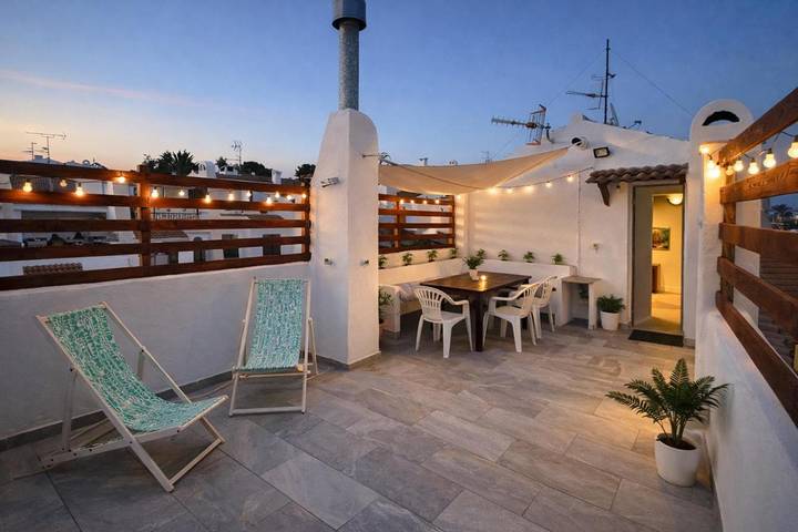 Location de vacances pour 6 personnes, avec piscine ainsi que jardin et vue dans Segur de Calafell - 2