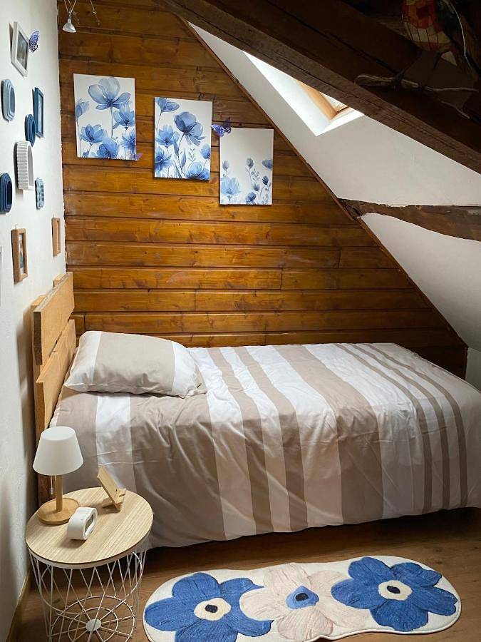 Location de vacances pour 5 personnes, avec Terrasse ainsi que Jardin et Sauna à Coust