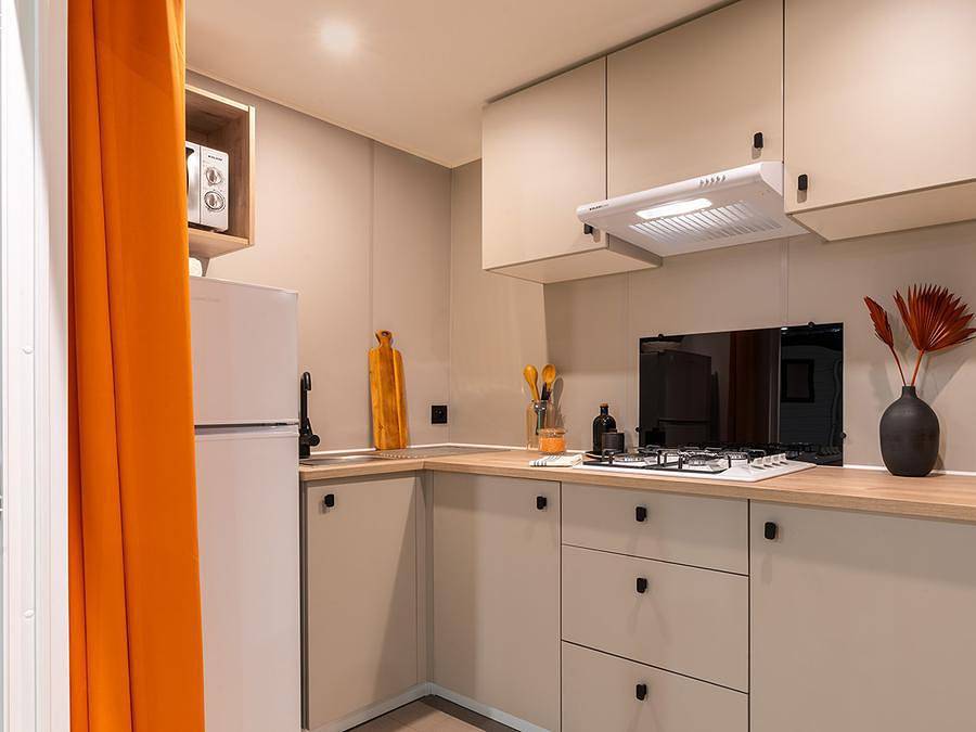 Camping maeva Escapades l'Emeraude du Verdon (anciennemet Saint-Lazare) - Mobilheim 4 personen - Mh Grand Confort 2 Schlafzimmer - Klimatisiert in Aups, Brignoles Region