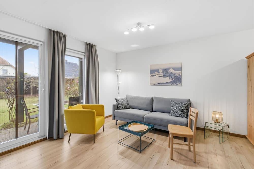 Ganze Wohnung, Haus Sophie Ferienwhg. 2 - Vineta Ferienwohnungen Gbr in Mölschow, Usedomer Norden