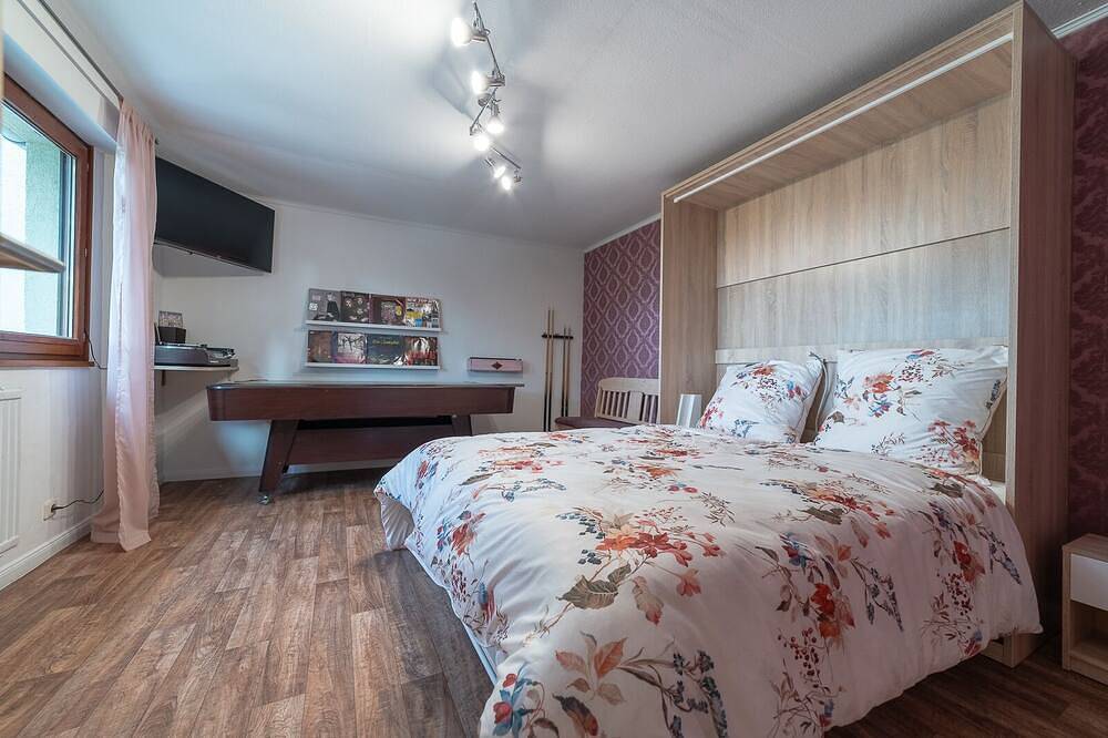 Ferienhaus \"Sommerhaus\" mit Sauna, Whirlpool, E-Ladestation und E-Bikes in Monschau, Naturpark Hohes Venn-Eifel