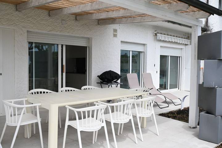 Ganze Wohnung, Ferienwohnung für 4 Personen mit Garten in Numana, Riviera del Conero