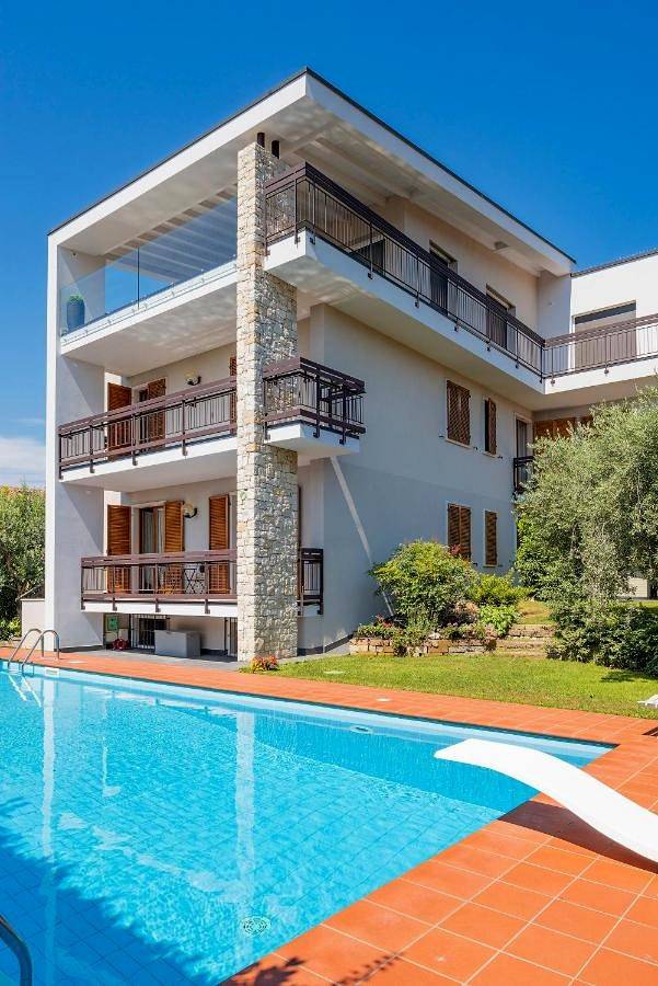 Vakantieappartement voor 4 personen, met tuin en uitzicht in Bardolino