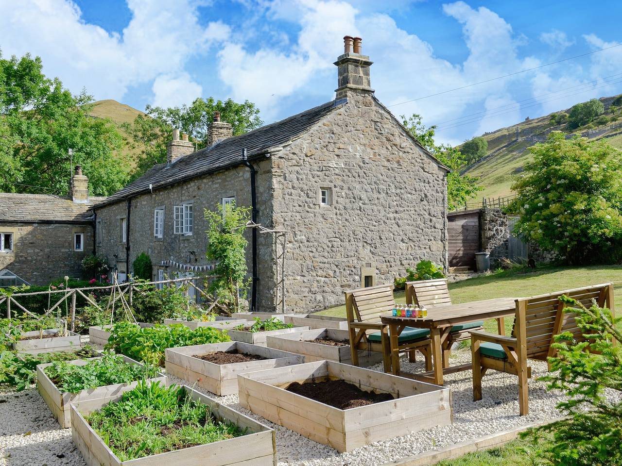 Wellside Cottage in Yorkshire Dales National Park