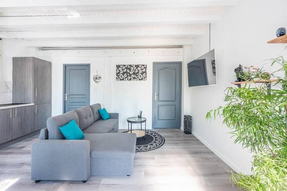 Apartamento entero, Golbey Evasion apartment with suspended terrace in Golbey, Región de Épinal
