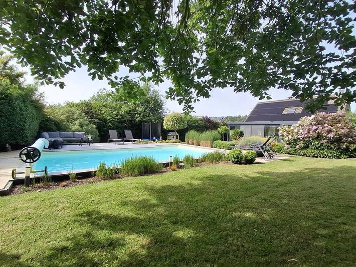 Villa pour 6 personnes, avec Terrasse et Jardin ainsi que Piscine et Vue