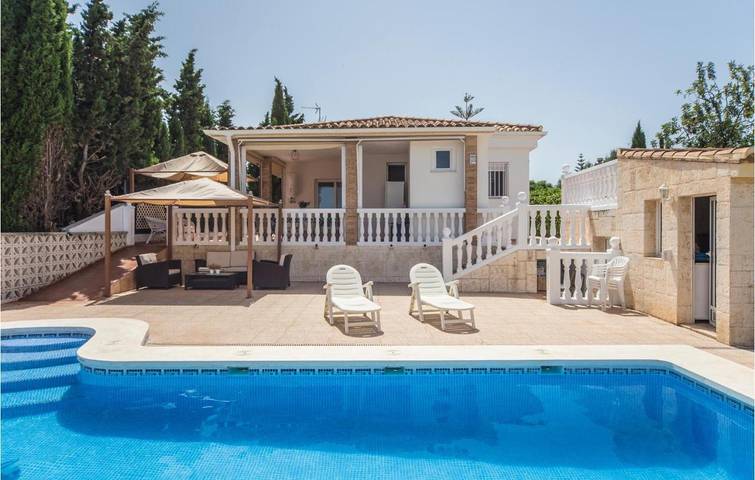 Apartamento para 6 personas, con Jardín y Piscina en Torrent