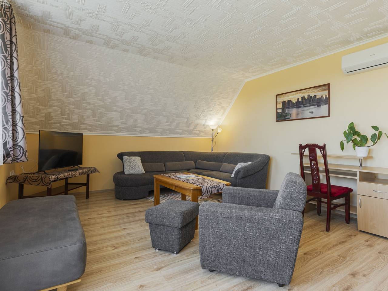 Ganze Wohnung, Pajtas 1 in Balatonfenyves, Plattensee Südufer