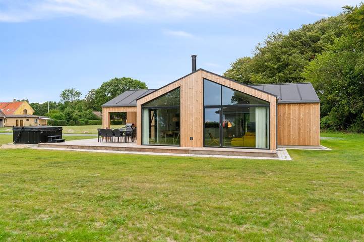 Vakantiehuis voor 8 personen, met whirlpool en terras - 1