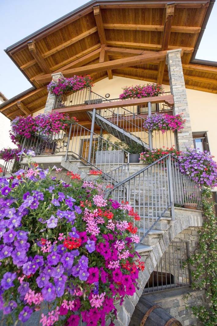 Chambre d’hôte pour 2 personnes, avec vue et balcon dans Pont-Saint-Martin (Aosta)