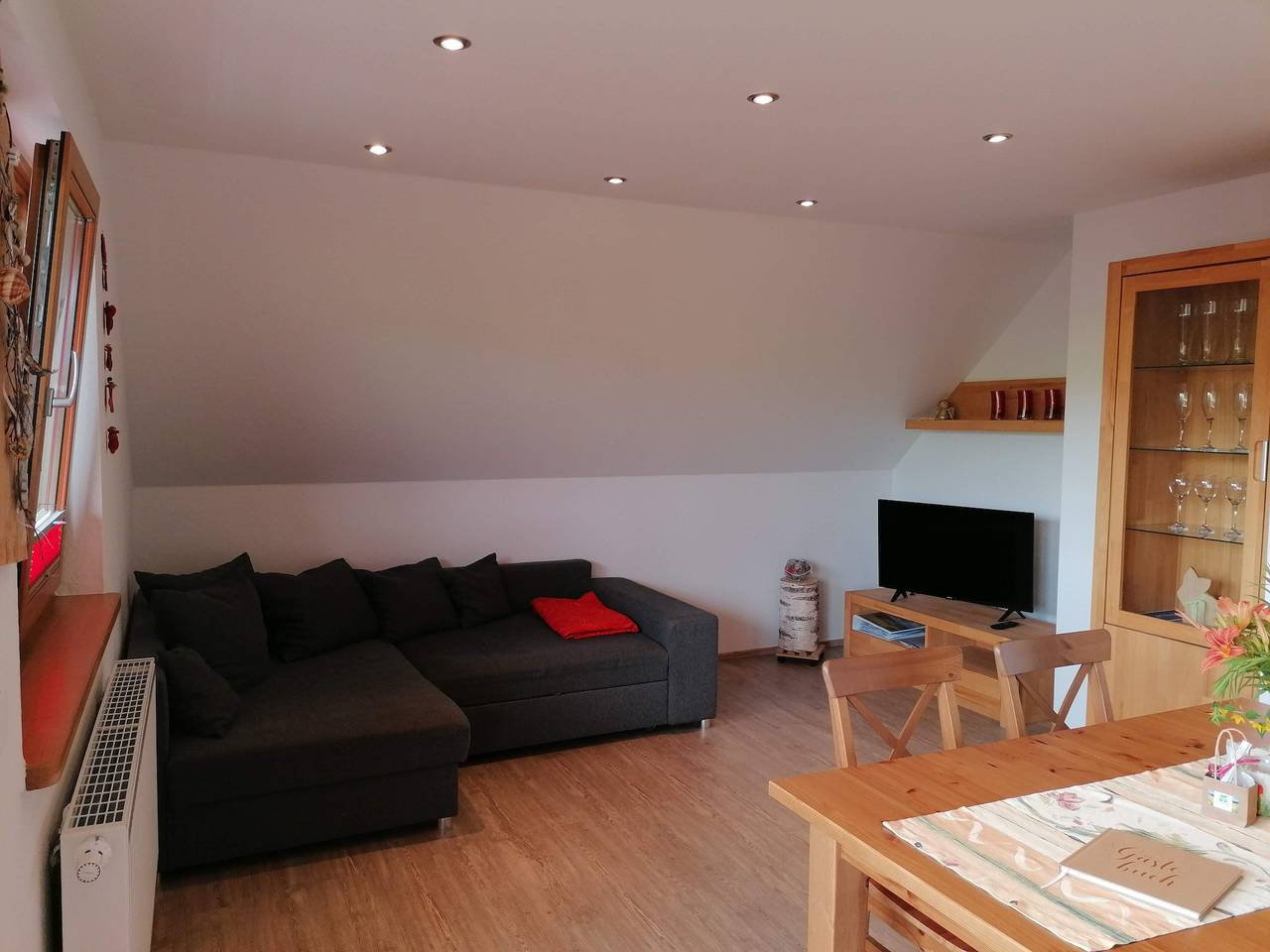 Ganze Wohnung, Apartment 'Talblick, 75qm' mit Bergblick, Balkon und Wlan in Elzach, Mittlerer Schwarzwald