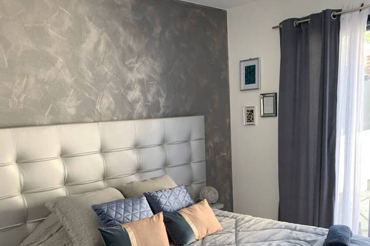 Chambre d’hôte pour 2 personnes, avec piscine à Peypin - 2