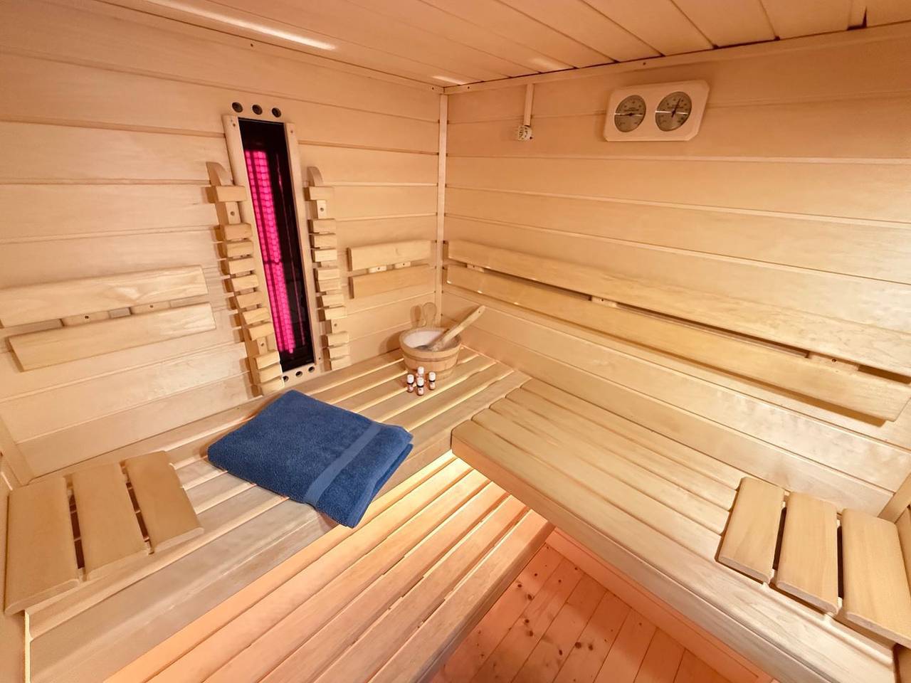 Komfortables Ferienhaus in ruhiger Lage im Herzen von Born in Born a. Darß, Born am Darß