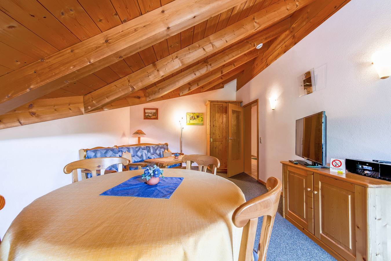 Ganze Wohnung, Charmante Ferienwohnung "Petrushof Vogelspitz" mit Bergblick, Wlan, Balkon in Oberwössen, Unterwössen