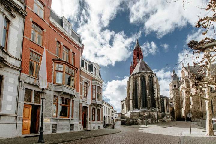 Hotel voor 2 personen, with Terras and Zwembad as well as Sauna in Maastricht