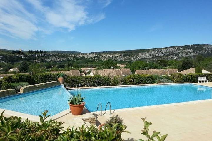 Maison de vacances pour 5 personnes, avec Terrasse et Piscine à Saint-Martin-d'Ardèche