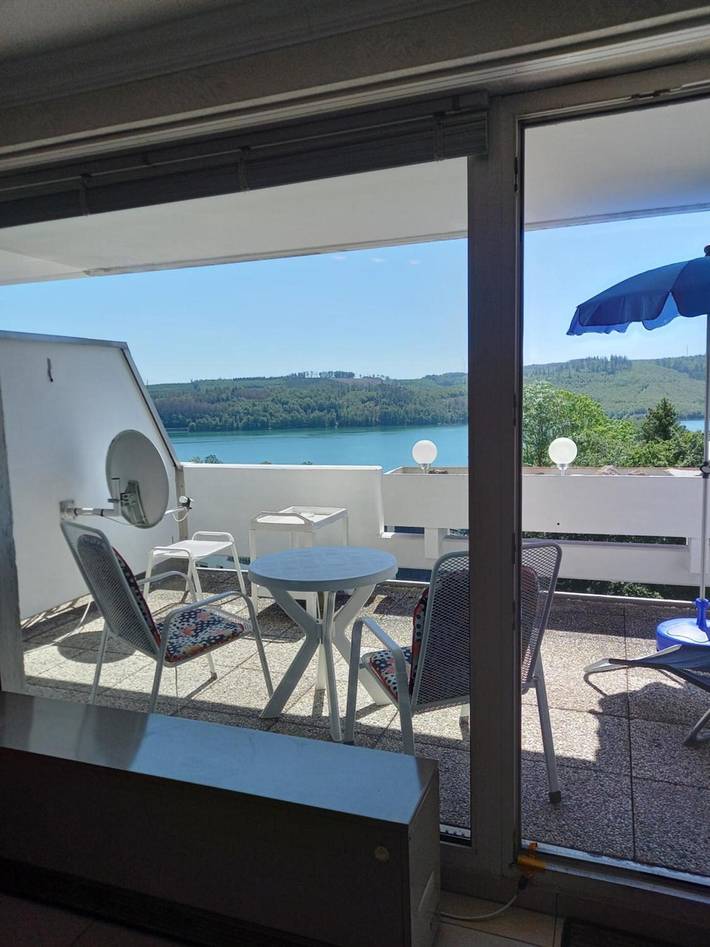 Ferienwohnung für 3 Personen, mit Balkon und Garten sowie Seeblick in Sundern - 4