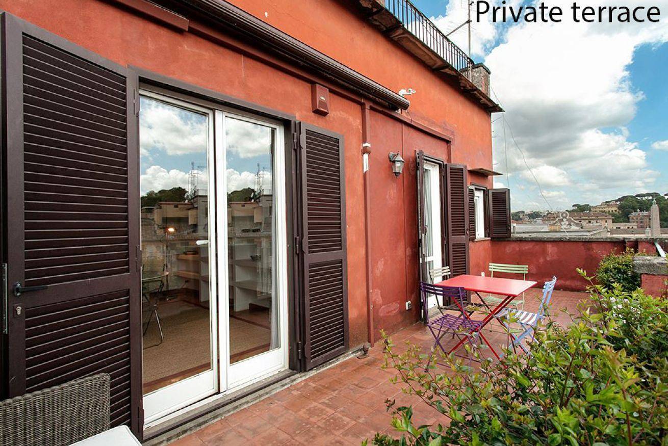 Appartamento intero, Terrazzo esclusivo nel cuore della città in Roma, Provincia di Roma