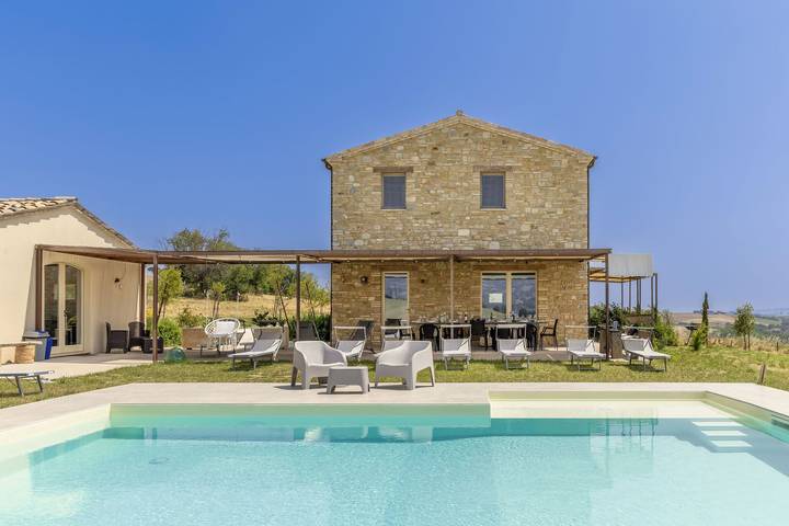 Chalet para 12 personas, con jardín y piscina, Se admiten mascotas - 1