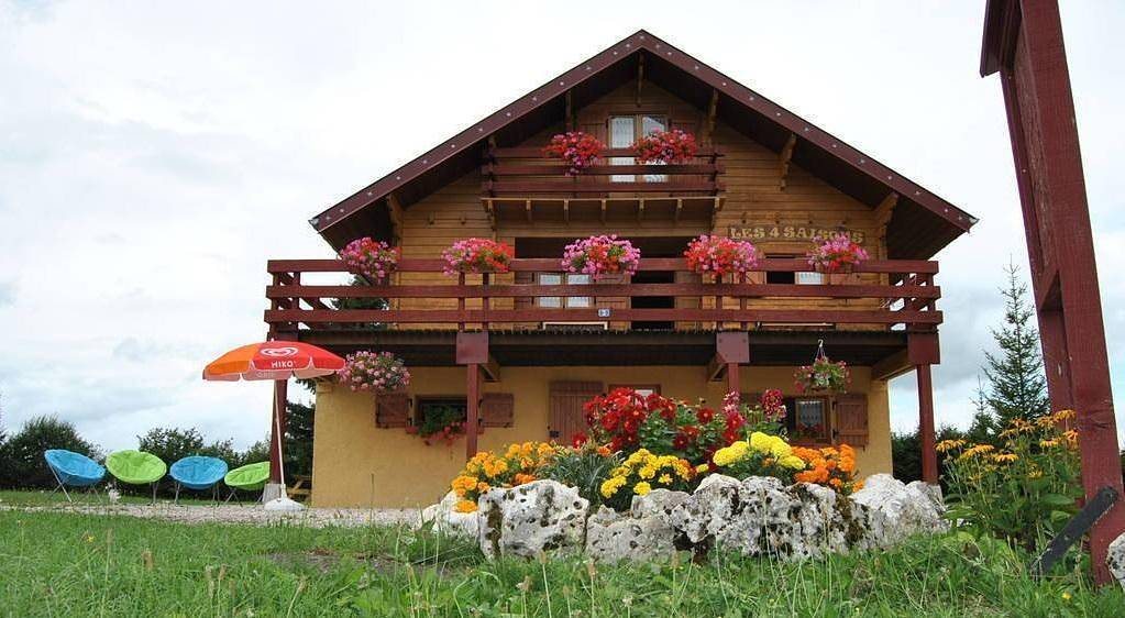 Le Chalet des 4 Saisons in Cerniébaud, Französischer Jura