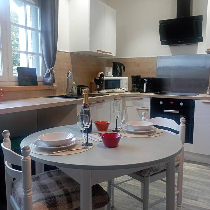 Location de vacances pour 4 personnes, avec jardin et vue, animaux acceptés à Bégard - 2