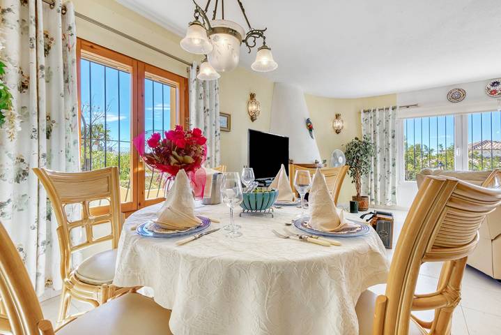 Location de vacances pour 6 personnes, avec jardin dans Cumbre Del Sol - 4