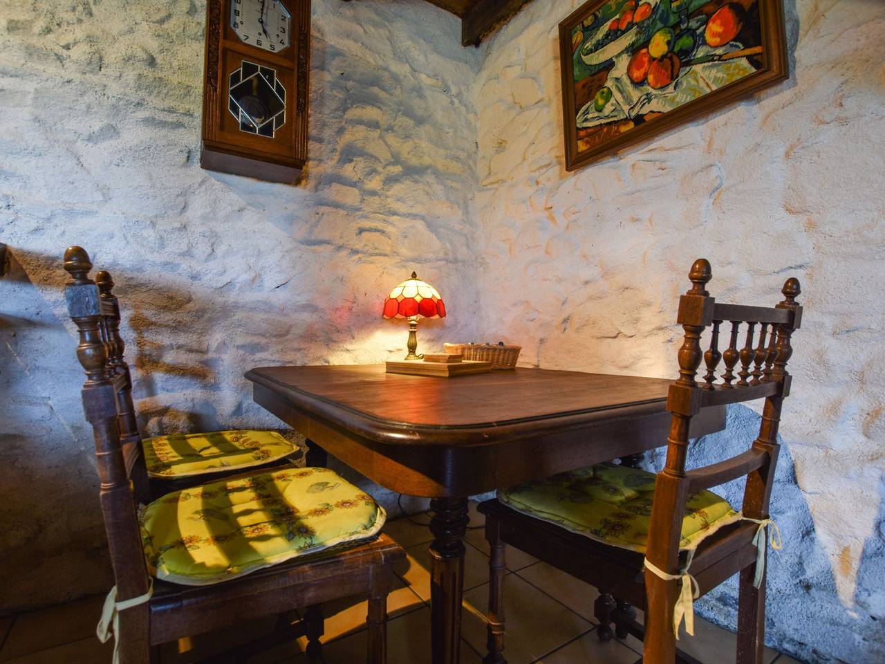 Casa en Teilhet cerca de Chateau Rocher in Teilhet, Región de Riom